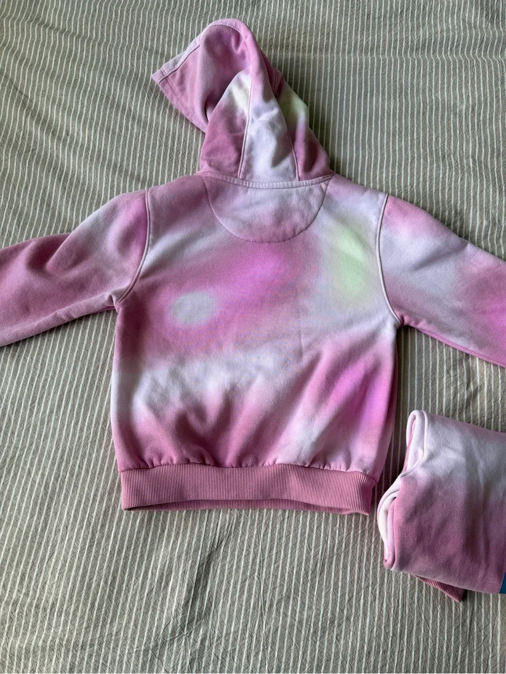 Nike Kids Pink Tie-Dye Sweatshirt & Joggers